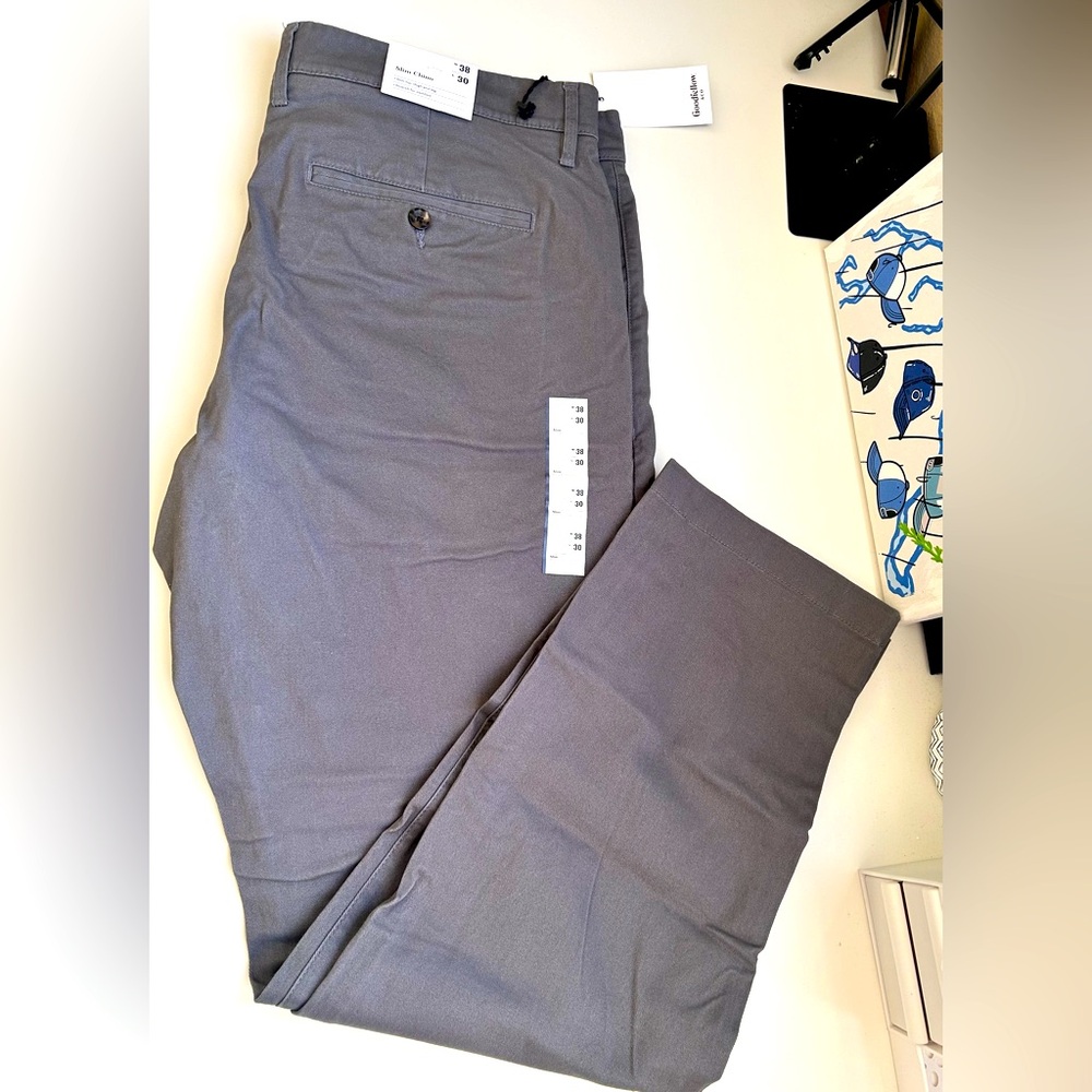 NWT 38 x30 Men's Goodfellow Total Flex Slim chino pants , grey shade